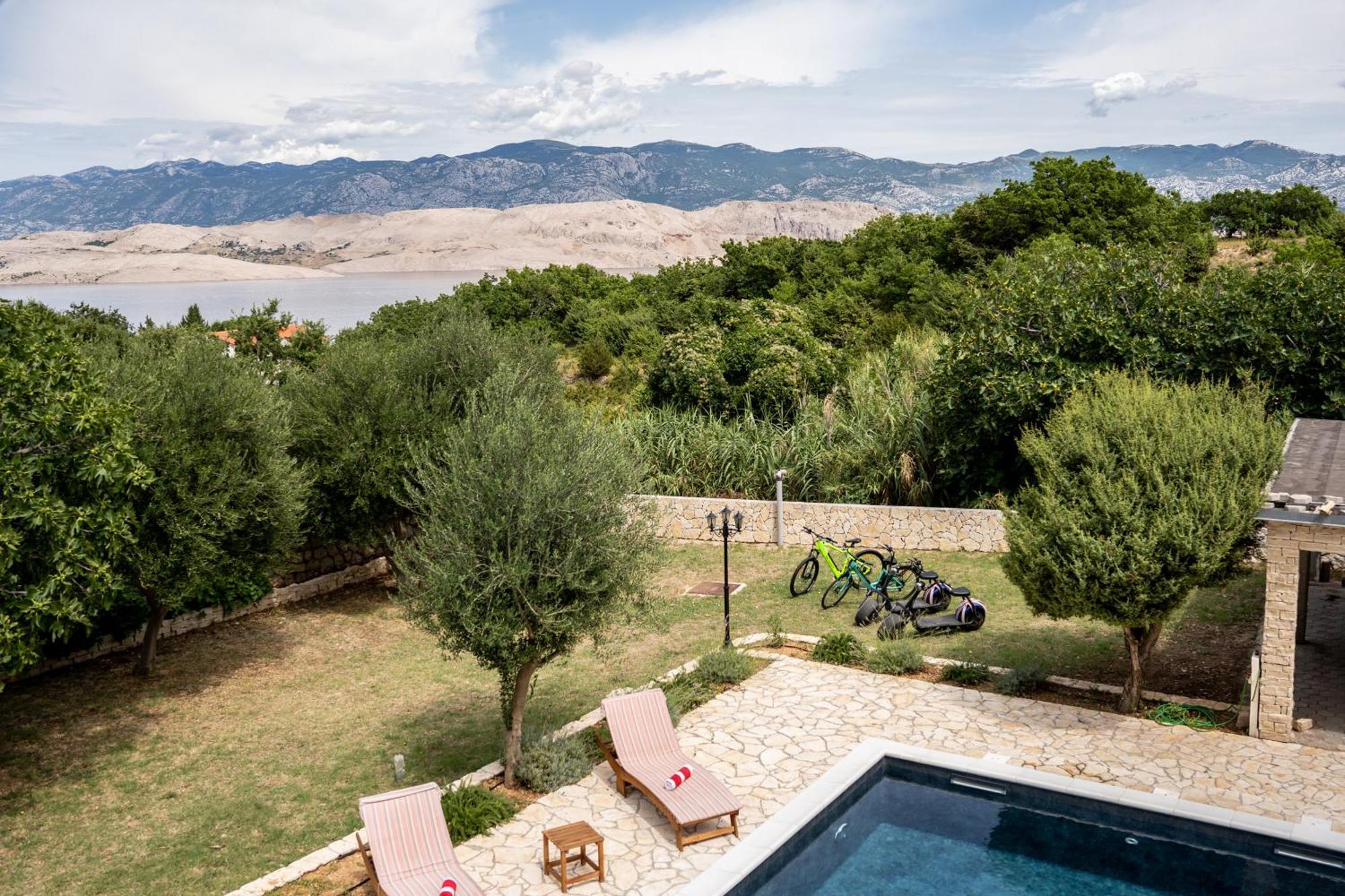 Villa Pag Dubrava Relax With Pool Bosana Bagian luar foto