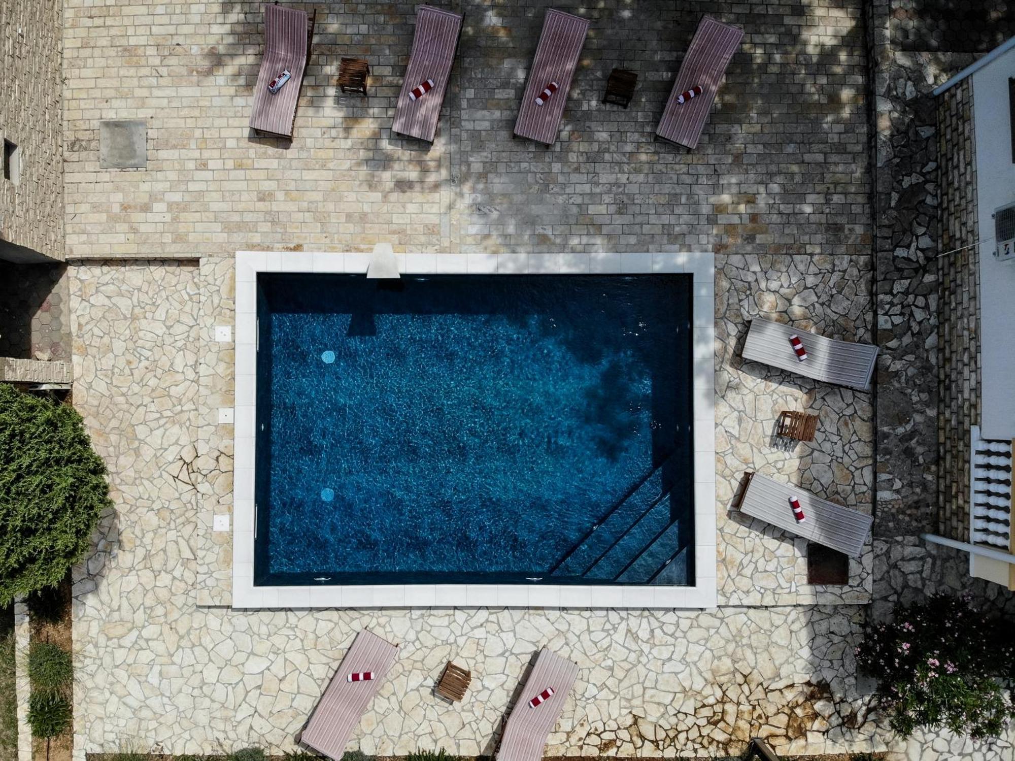 Villa Pag Dubrava Relax With Pool Bosana Bagian luar foto