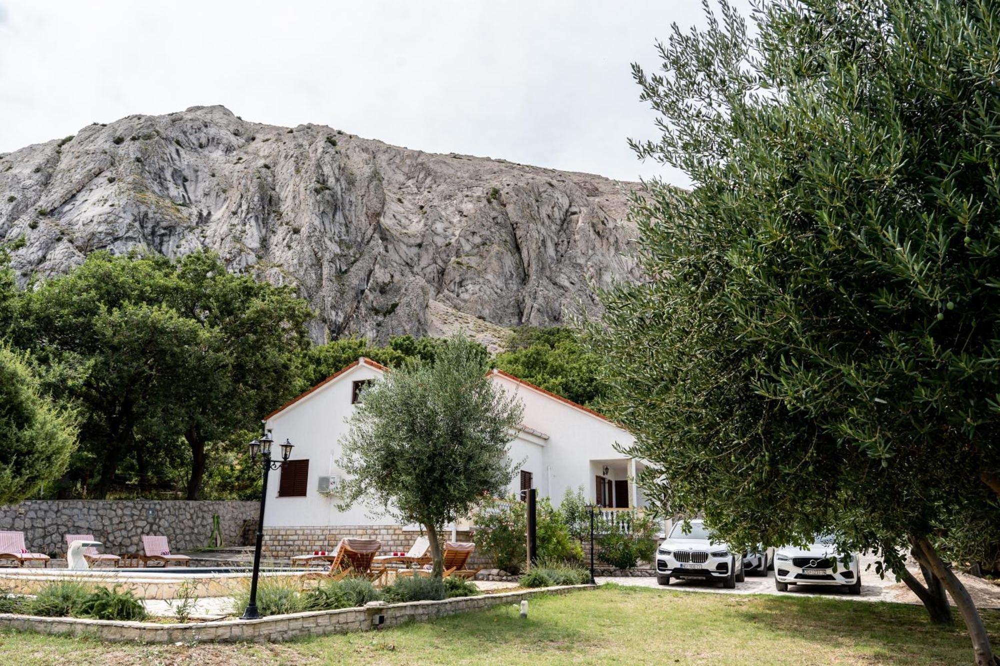 Villa Pag Dubrava Relax With Pool Bosana Bagian luar foto